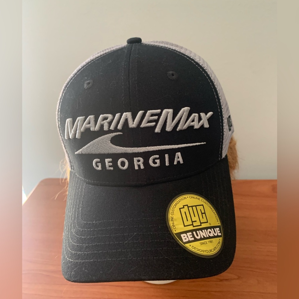 MarineMax Georgia Adjustable Mesh Trucker Cap Dyc Unused